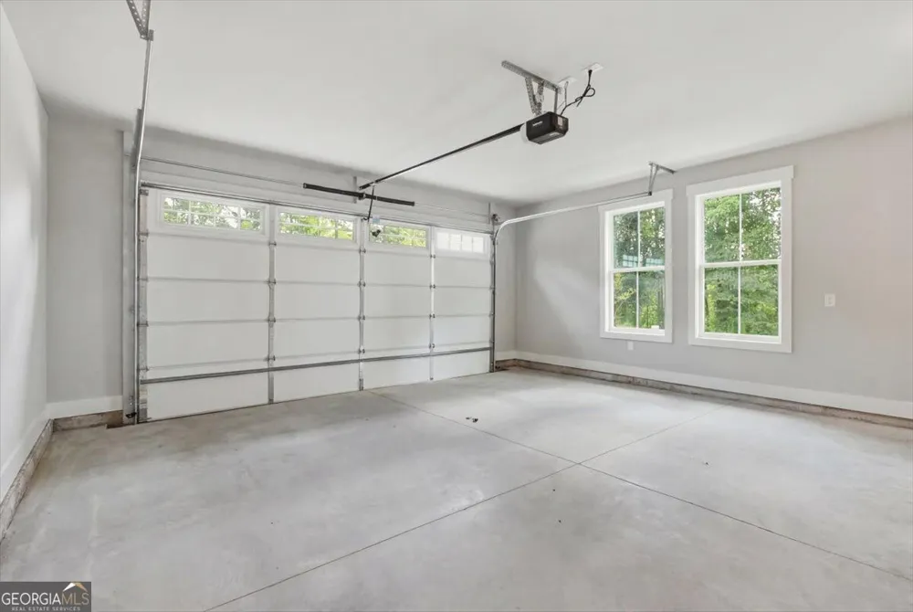 157 Maney DR Statham, GA 30666