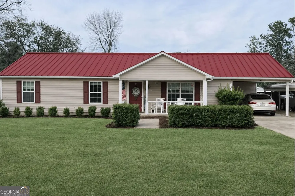 569 Bobcat TRL Nicholls, GA 31554