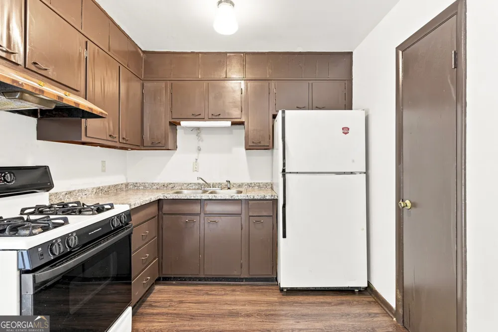 2881 Gwendon TER Decatur, GA 30034