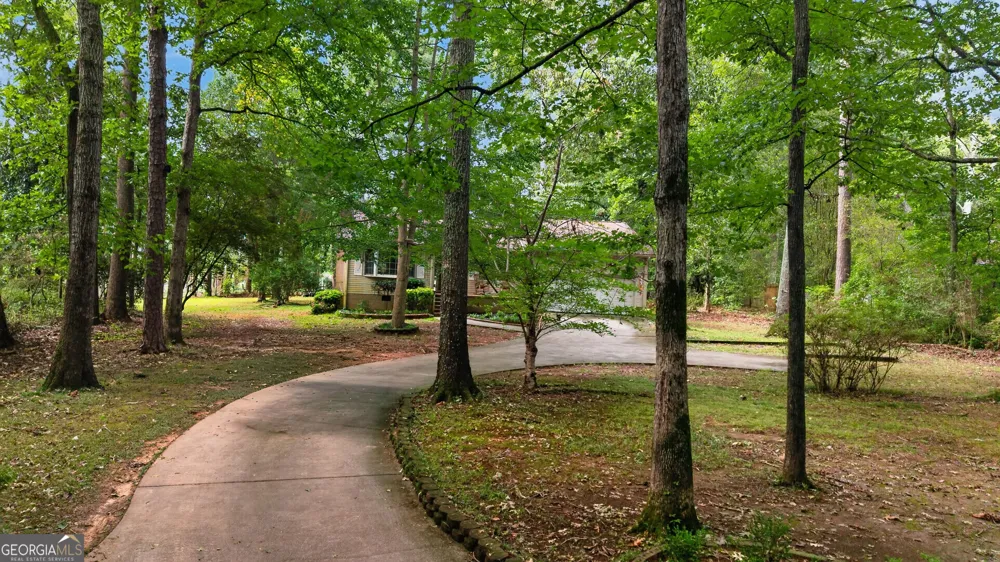 232 Clark RD Griffin, GA 30224