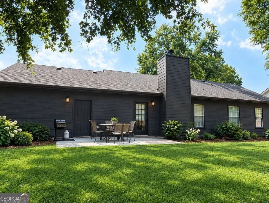 255 Matthews School RD Winder, GA 30680