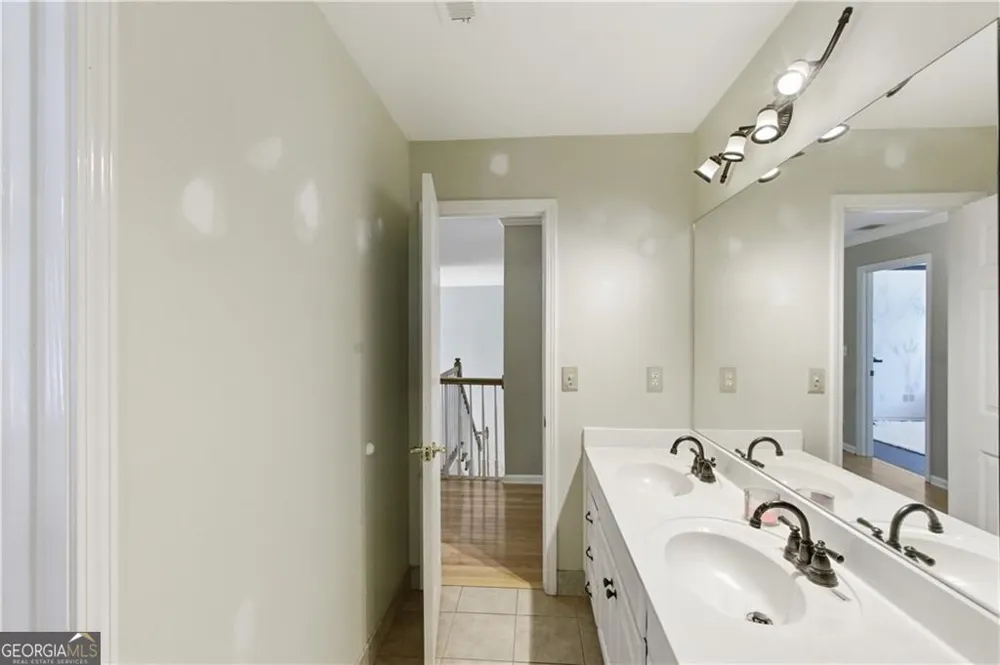 2255 Pinehaven CT SW Grayson, GA 30017