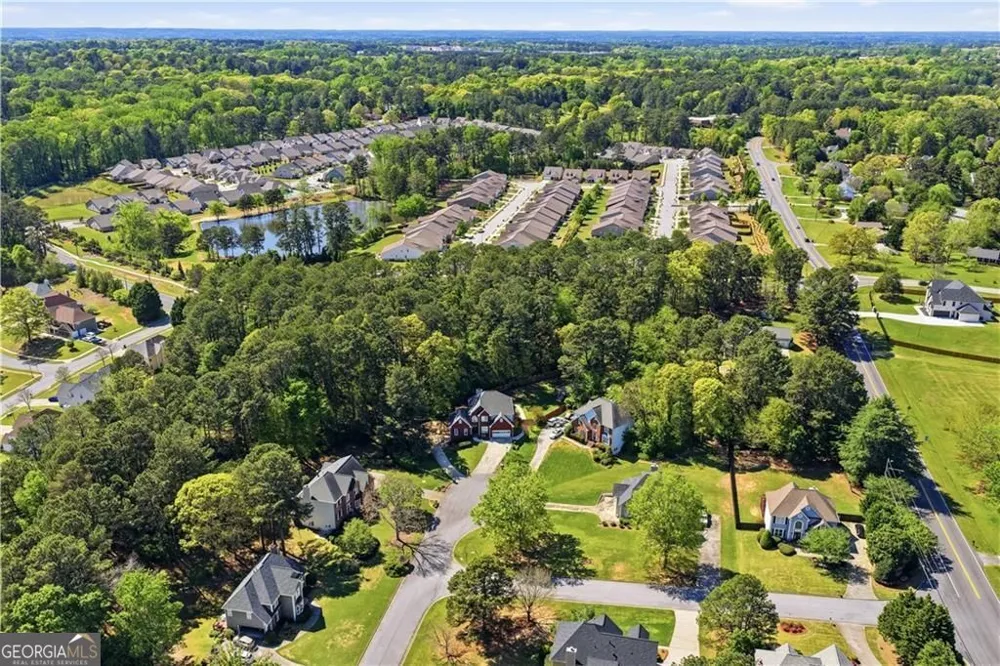 2255 Pinehaven CT SW Grayson, GA 30017