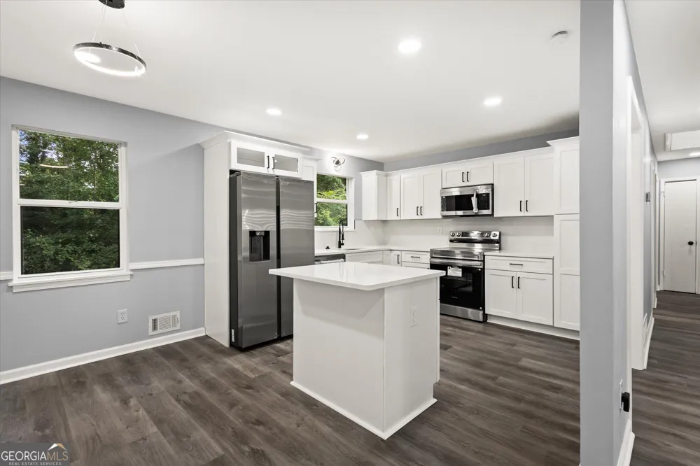 5882 Williams RD Norcross, GA 30093