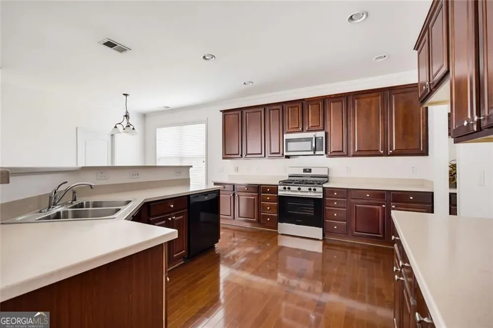 210 Harmony Lake DR Canton, GA 30115