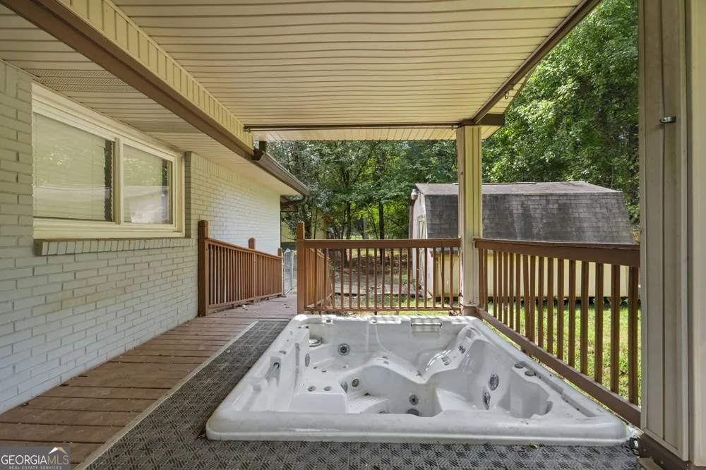 8839 Channing DR Jonesboro, GA 30238