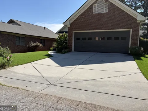 1224 Hunters DR
