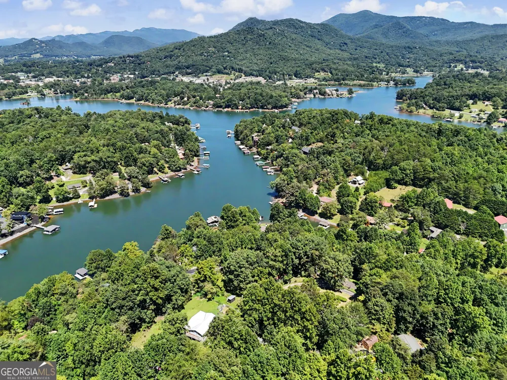 383 Morgan DR Hiawassee, GA 30546