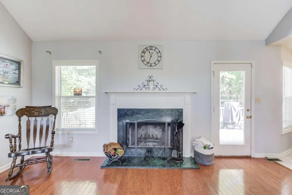 3314 Banks Mountain DR Gainesville, GA 30506