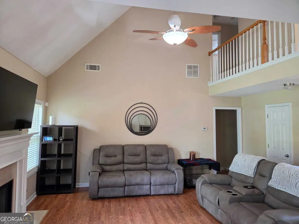 850 Glenns Farm Ct Grayson, GA 30017