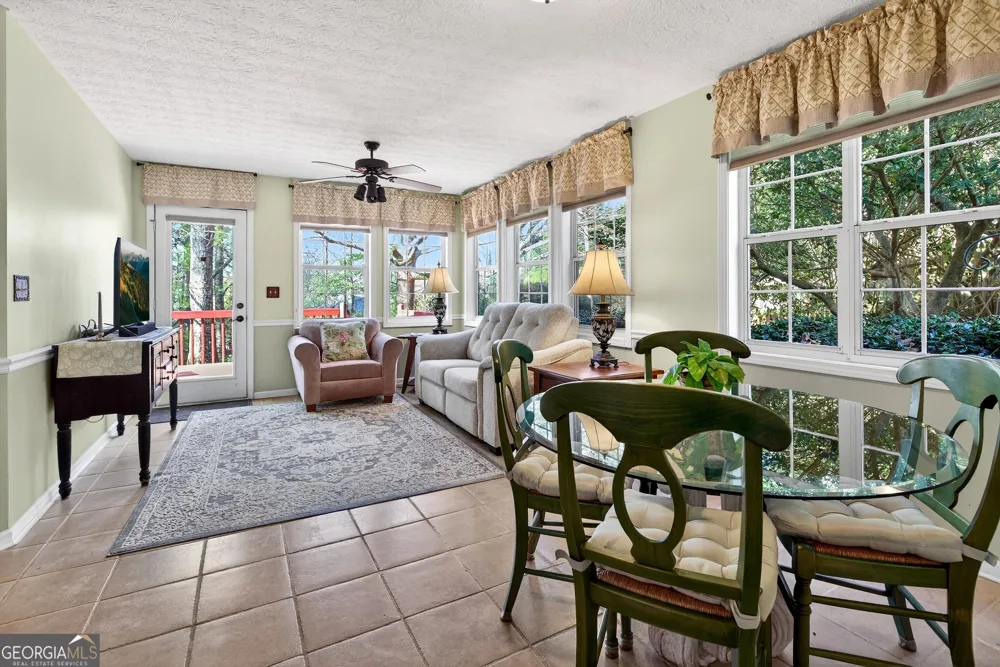205 Palette LN Peachtree City, GA 30269