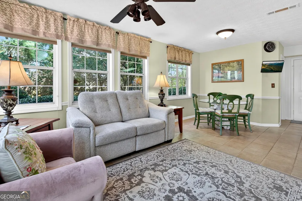 205 Palette LN Peachtree City, GA 30269