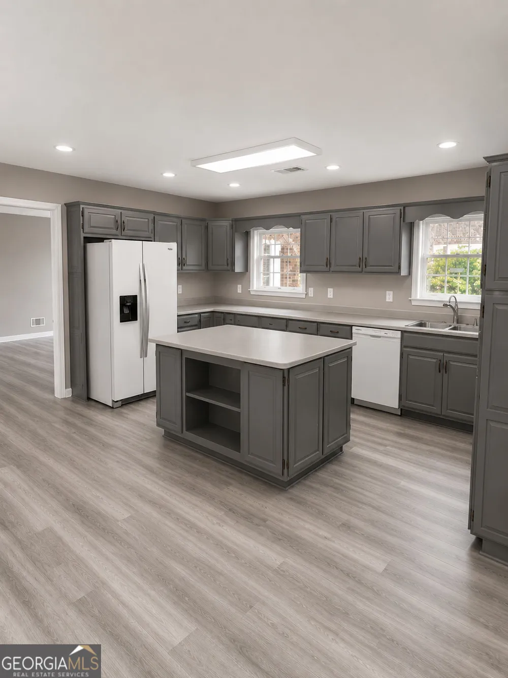 5360 Brooks LN Loganville, GA 30052