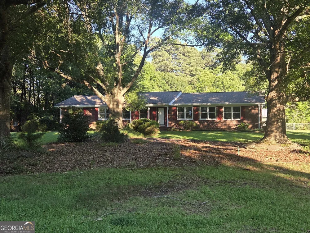 5360 Brooks LN Loganville, GA 30052