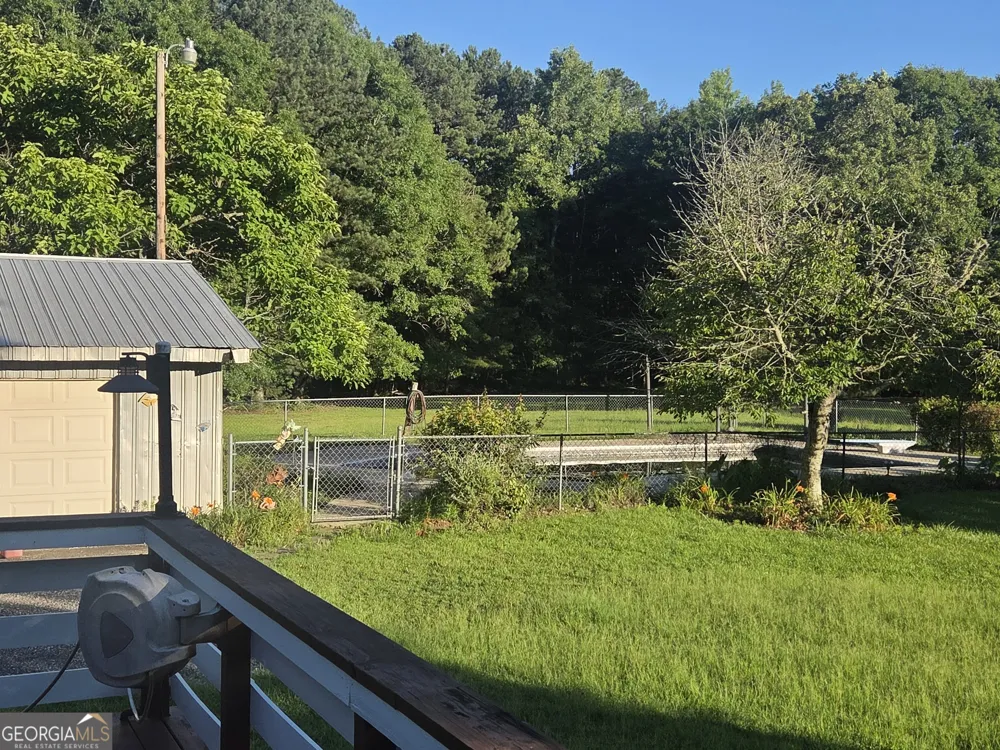 5360 Brooks LN Loganville, GA 30052