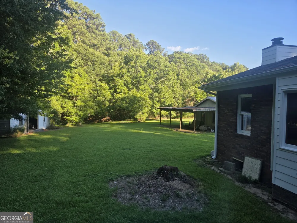 5360 Brooks LN Loganville, GA 30052