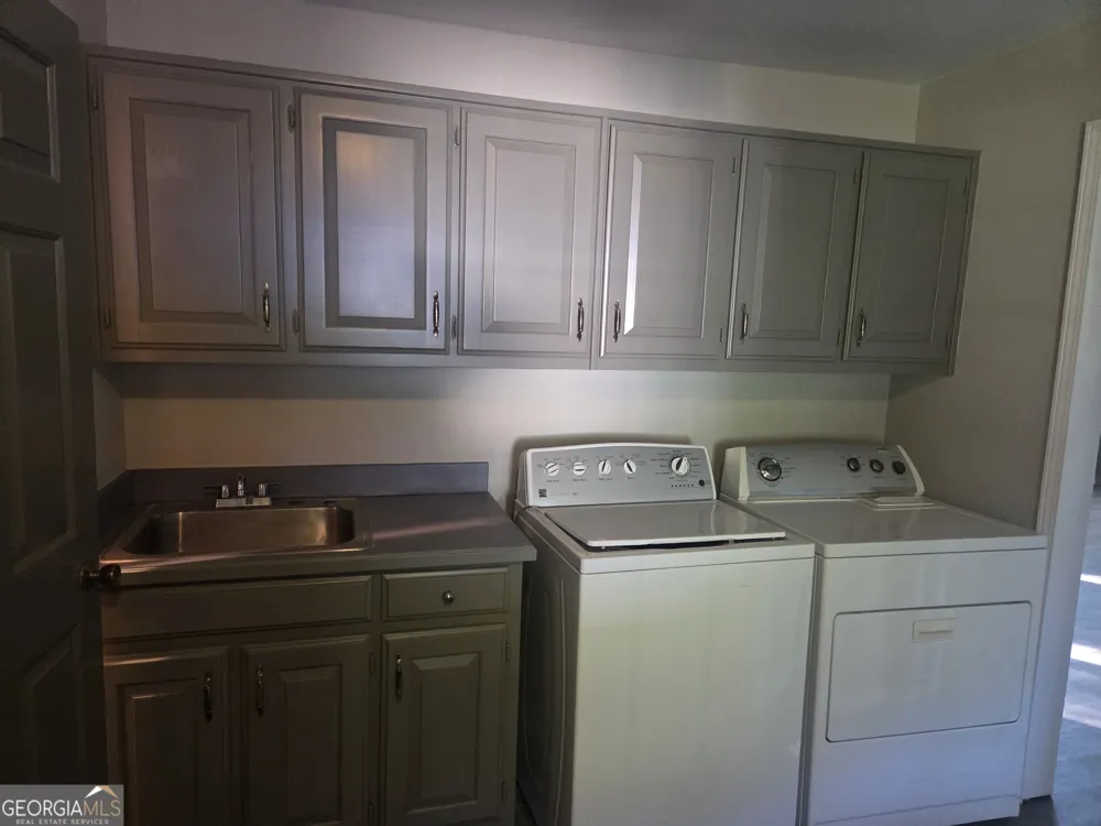 5360 Brooks LN Loganville, GA 30052