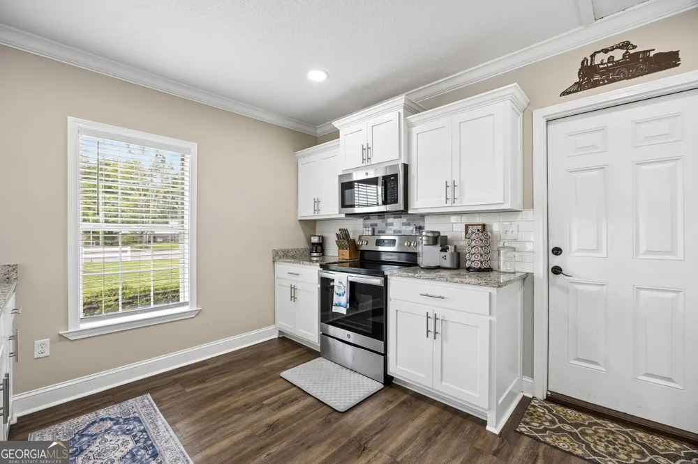 383 First ST Folkston, GA 31537