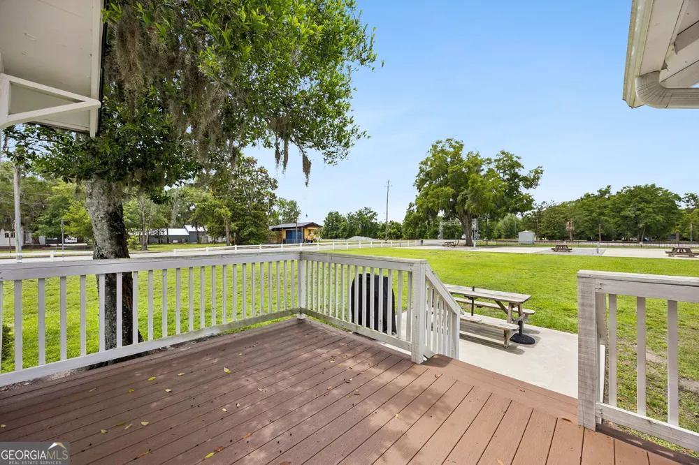 383 First ST Folkston, GA 31537