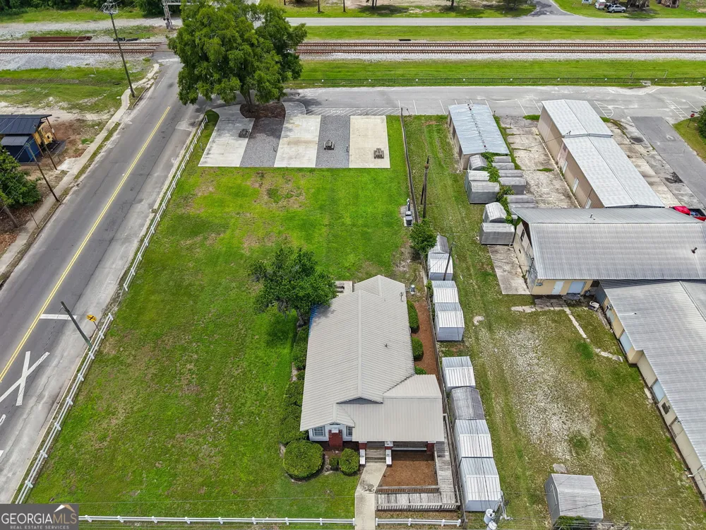 383 First ST Folkston, GA 31537