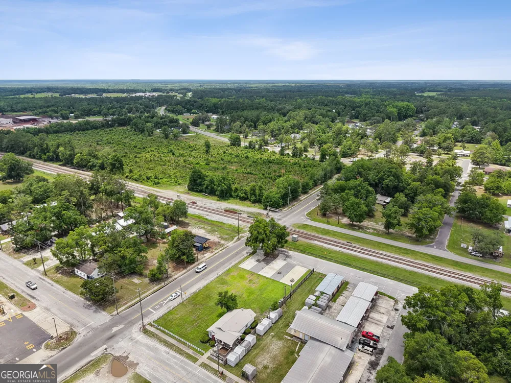 383 First ST Folkston, GA 31537