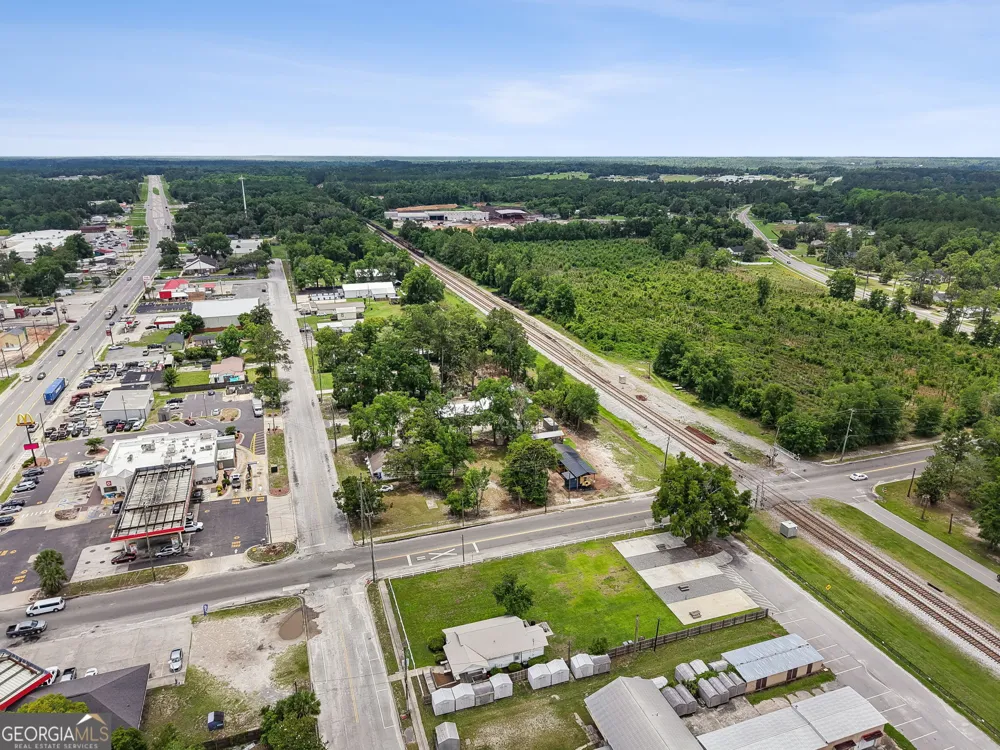 383 First ST Folkston, GA 31537