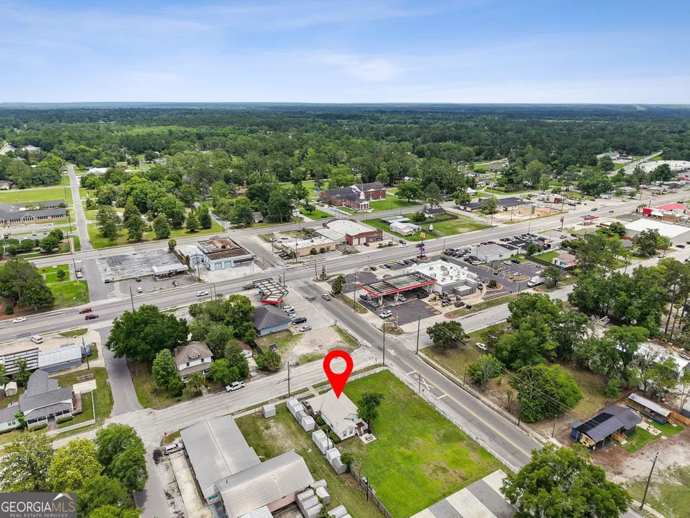 383 First ST Folkston, GA 31537