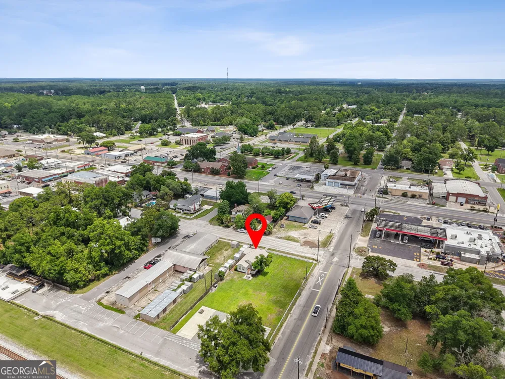 383 First ST Folkston, GA 31537