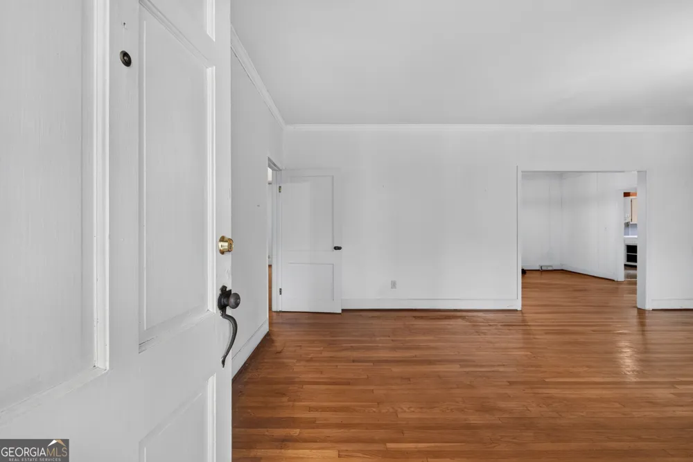 365 W Johnston ST Forsyth, GA 31029