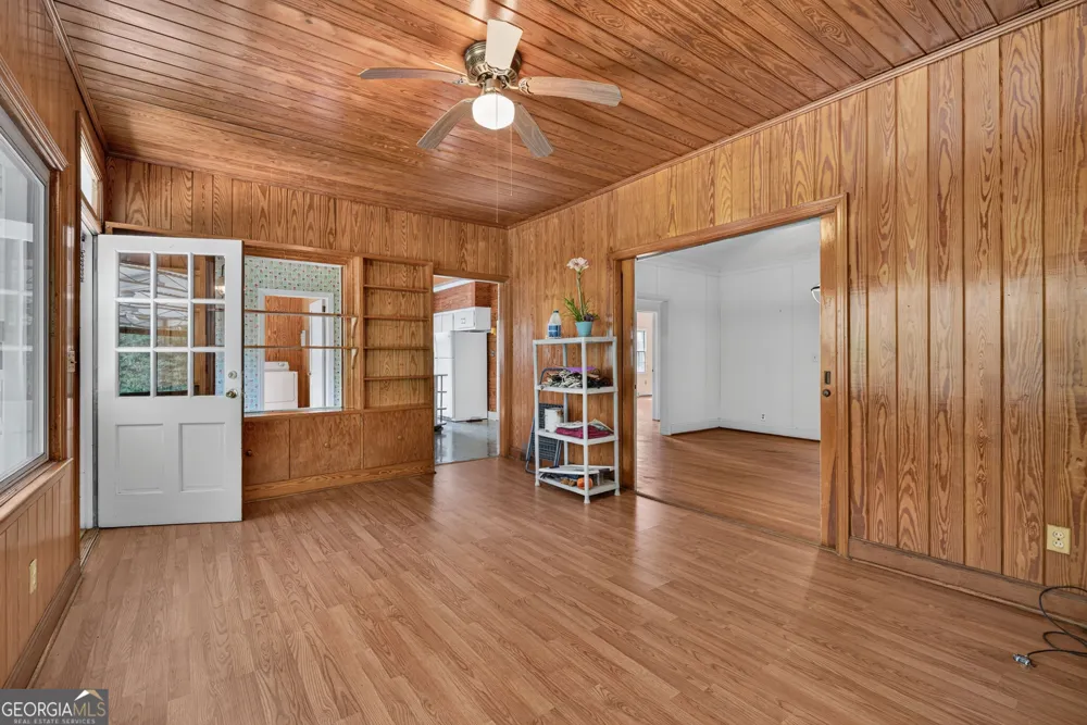 365 W Johnston ST Forsyth, GA 31029