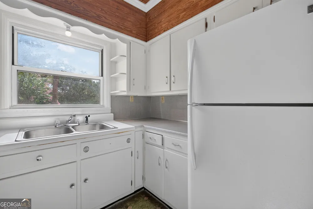 365 W Johnston ST Forsyth, GA 31029