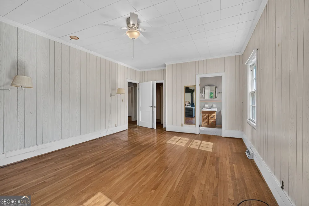 365 W Johnston ST Forsyth, GA 31029