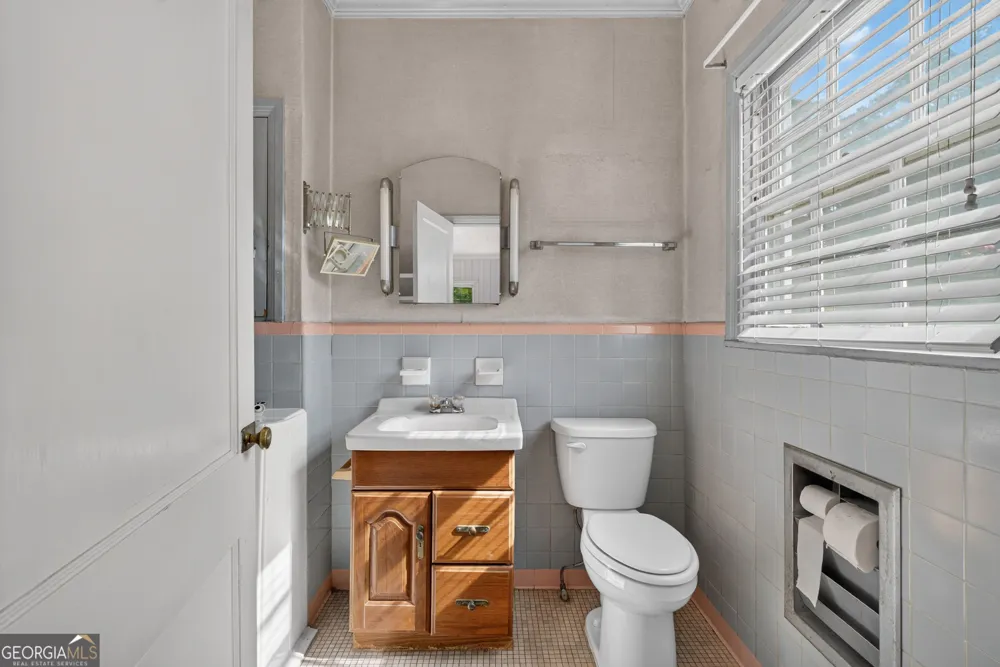 365 W Johnston ST Forsyth, GA 31029
