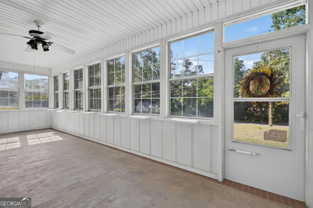 365 W Johnston ST Forsyth, GA 31029
