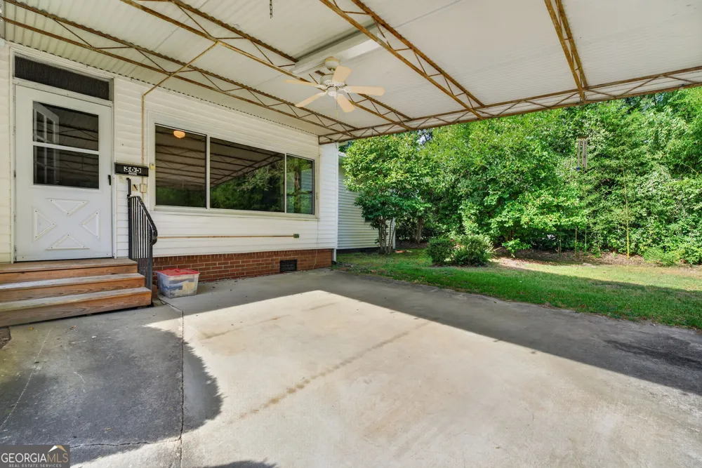 365 W Johnston ST Forsyth, GA 31029