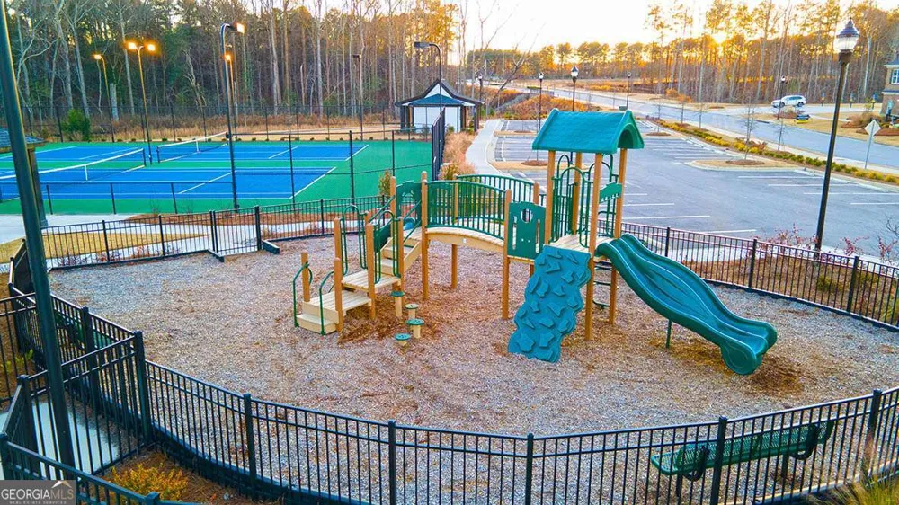 3019 Champions WAY Loganville, GA 30052