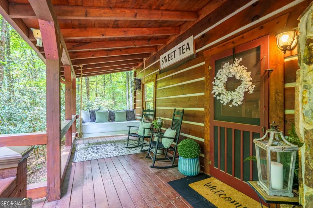 35 Finch LN Blue Ridge, GA 30513