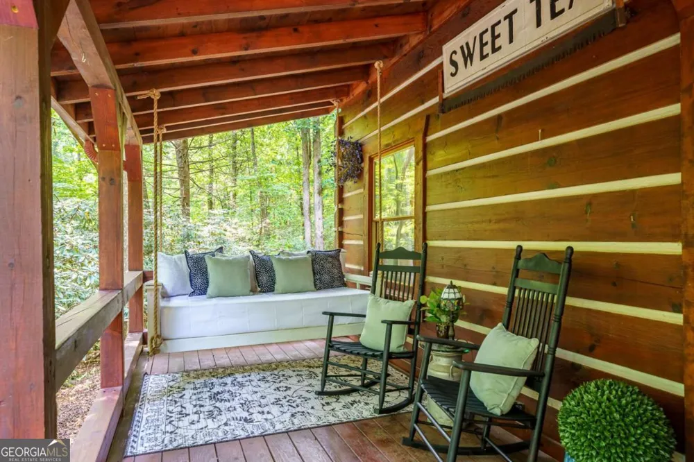 35 Finch LN Blue Ridge, GA 30513