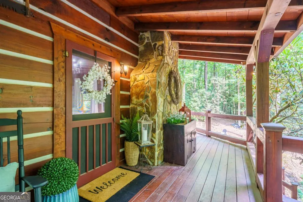 35 Finch LN Blue Ridge, GA 30513