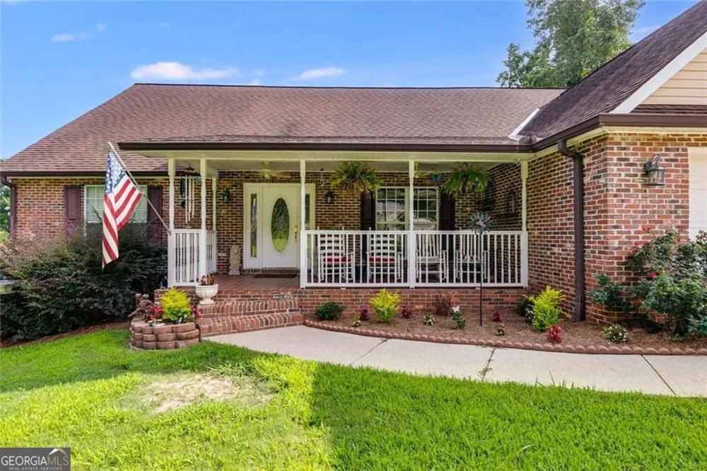 144 Bobs DR Mableton, GA 30126