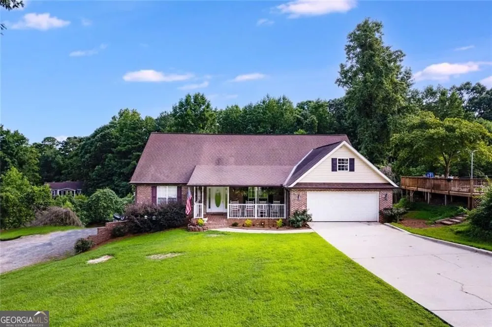 144 Bobs DR Mableton, GA 30126