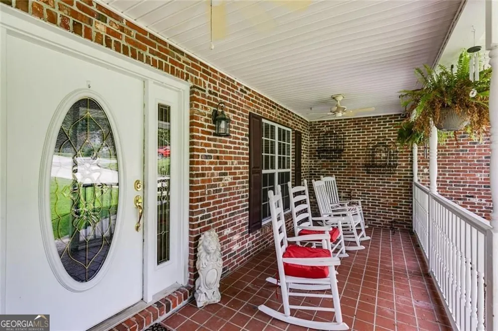 144 Bobs DR Mableton, GA 30126