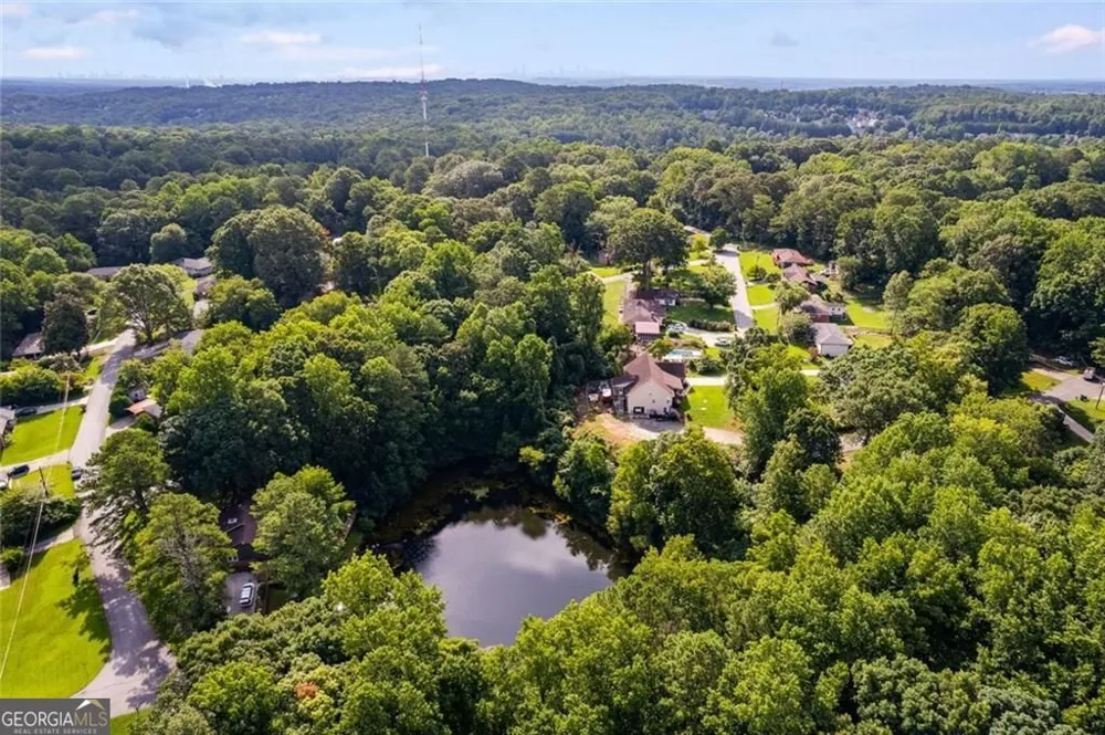 144 Bobs DR Mableton, GA 30126