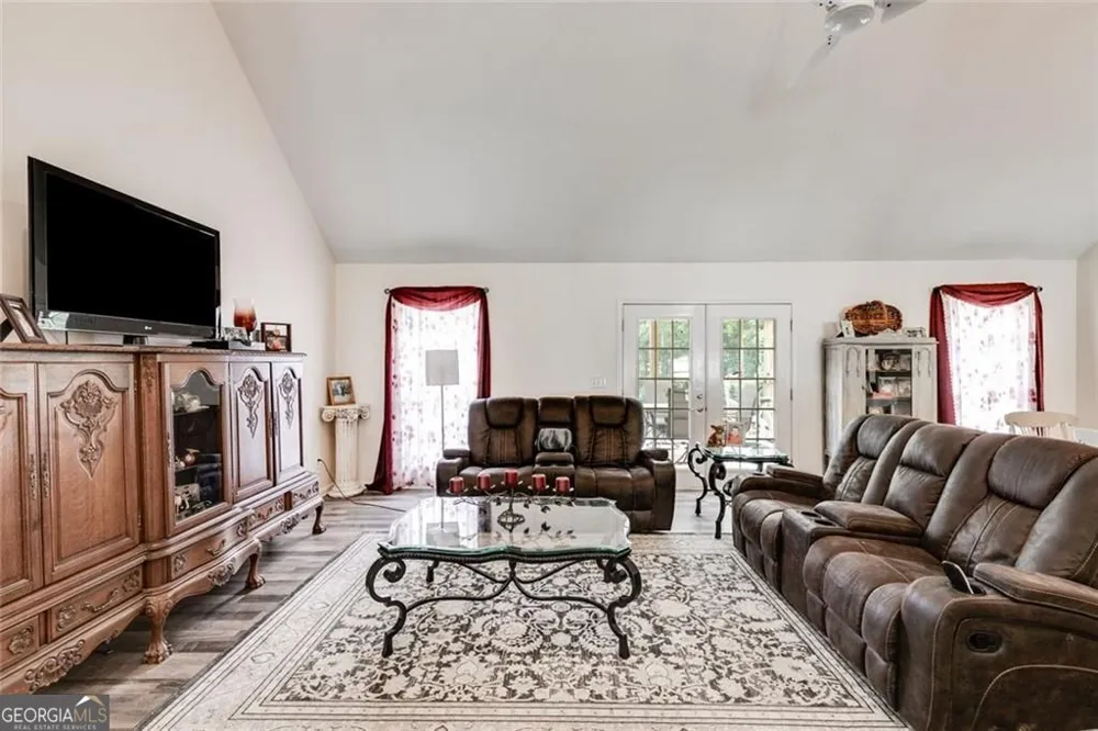 144 Bobs DR Mableton, GA 30126