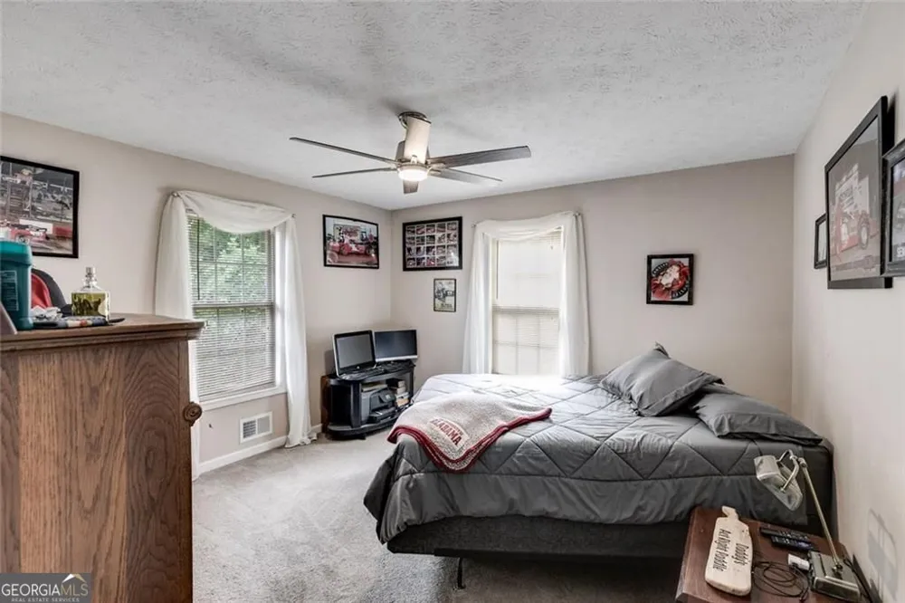 144 Bobs DR Mableton, GA 30126