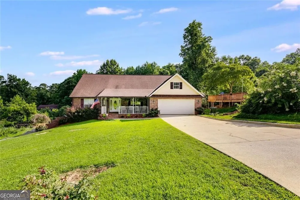 144 Bobs DR Mableton, GA 30126