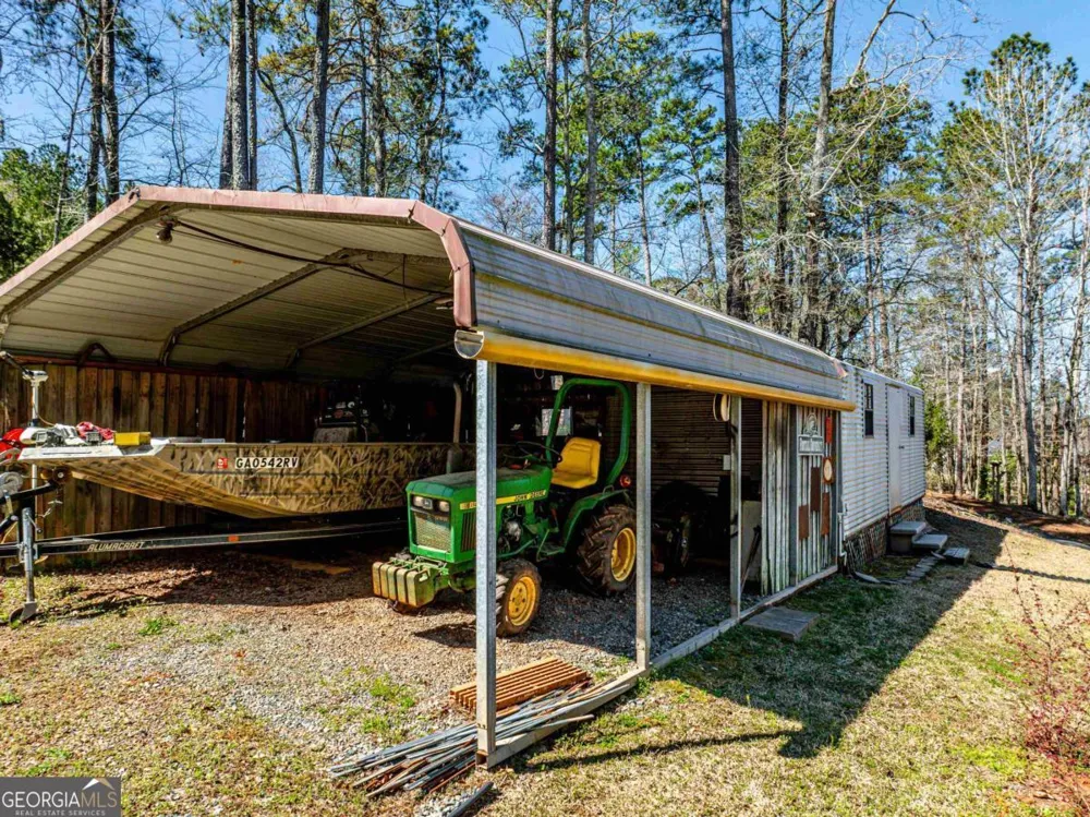 159 Dam RD Milledgeville, GA 31061