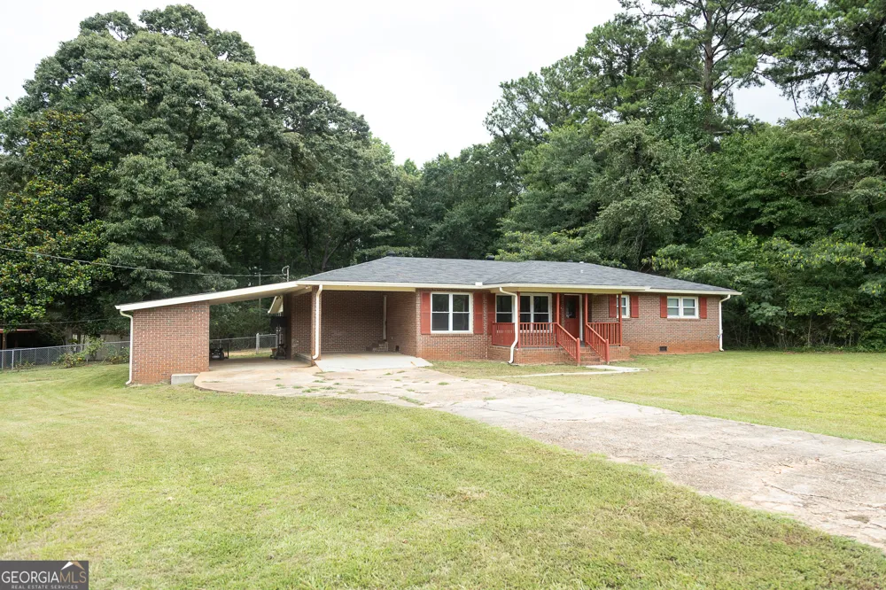 191 Hanson DR LaGrange, GA 30240