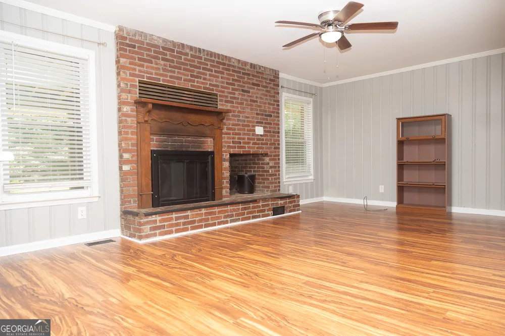 191 Hanson DR LaGrange, GA 30240