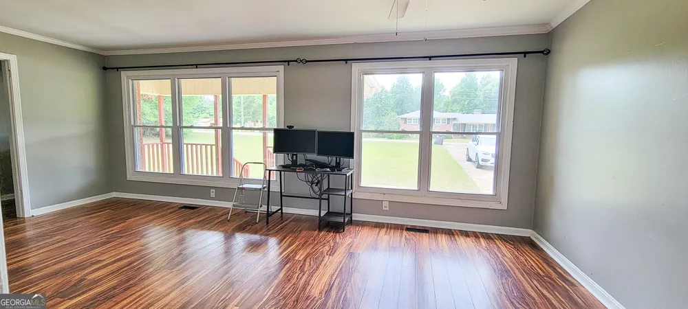 191 Hanson DR LaGrange, GA 30240